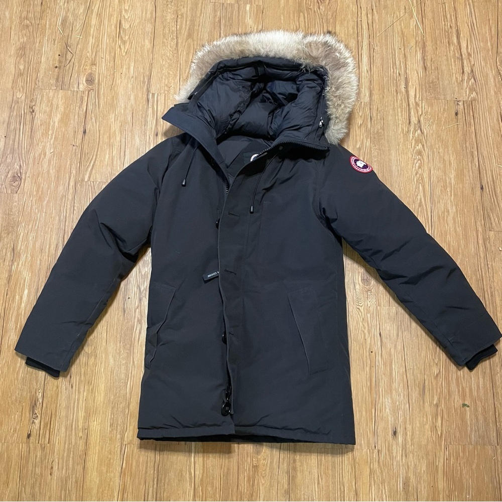 Men’s like new Canada goose parka